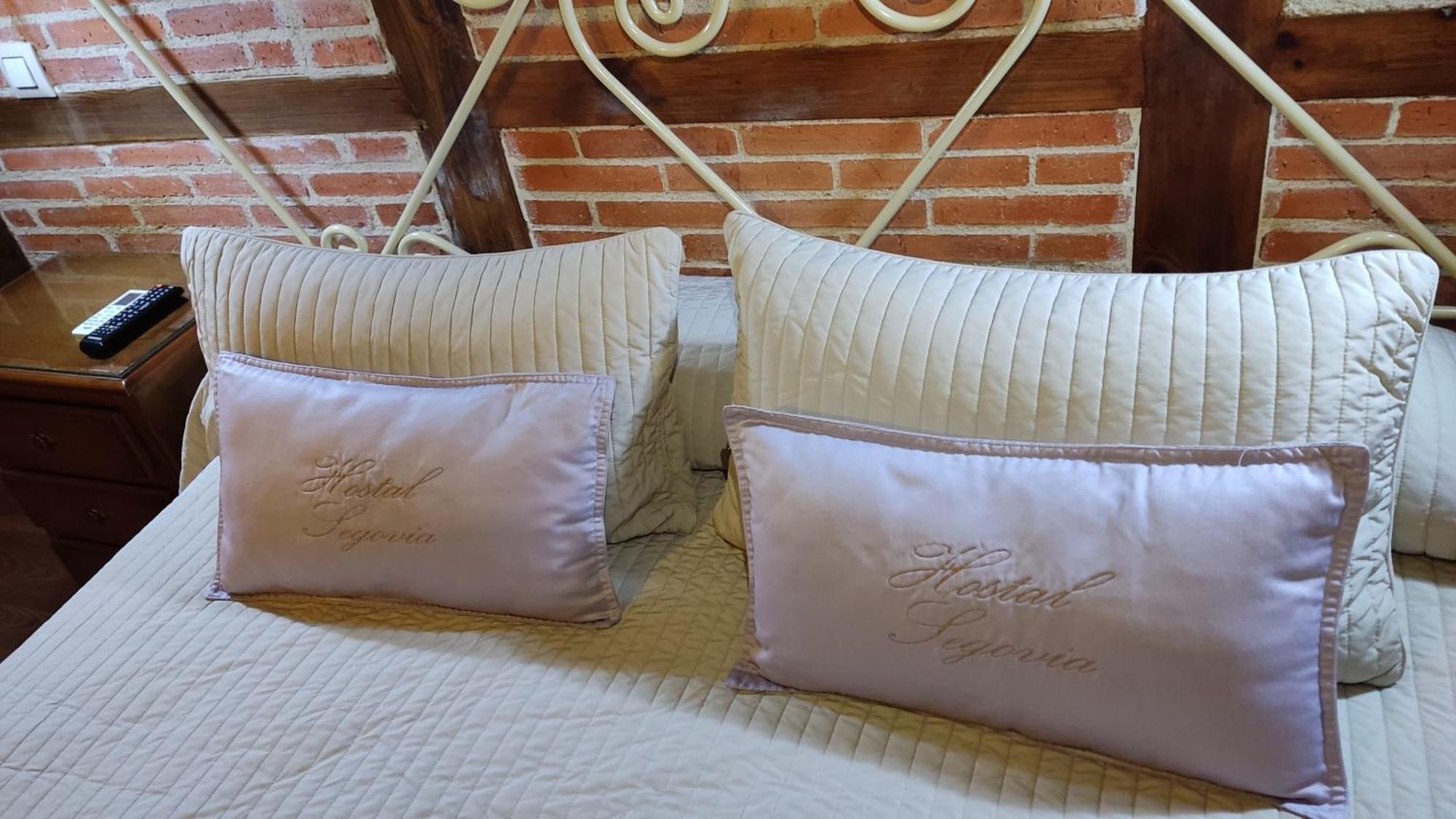 Hostal Segovia Adults Only Ξενοδοχείο Δωμάτιο φωτογραφία