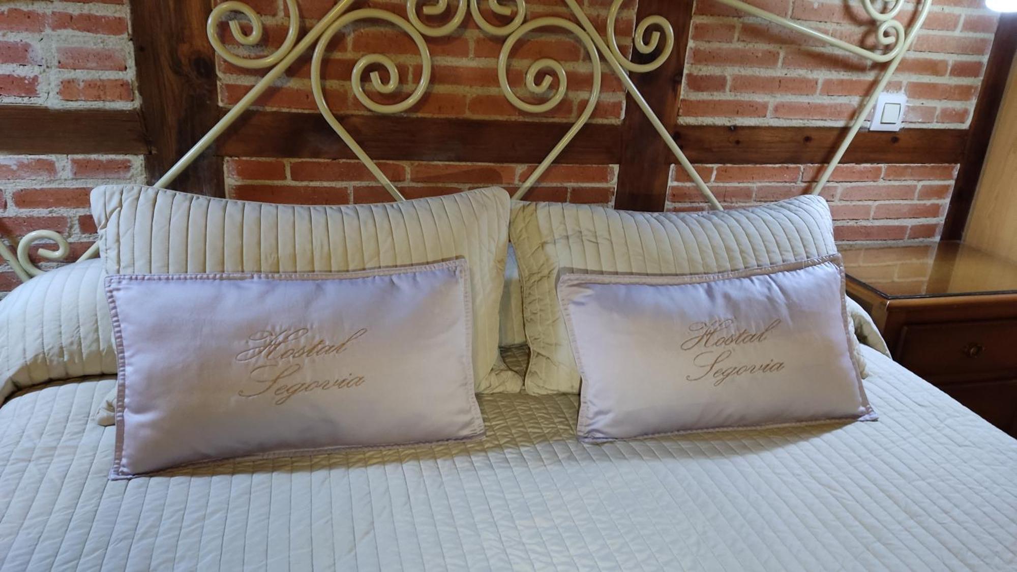 Hostal Segovia Adults Only Δωμάτιο φωτογραφία