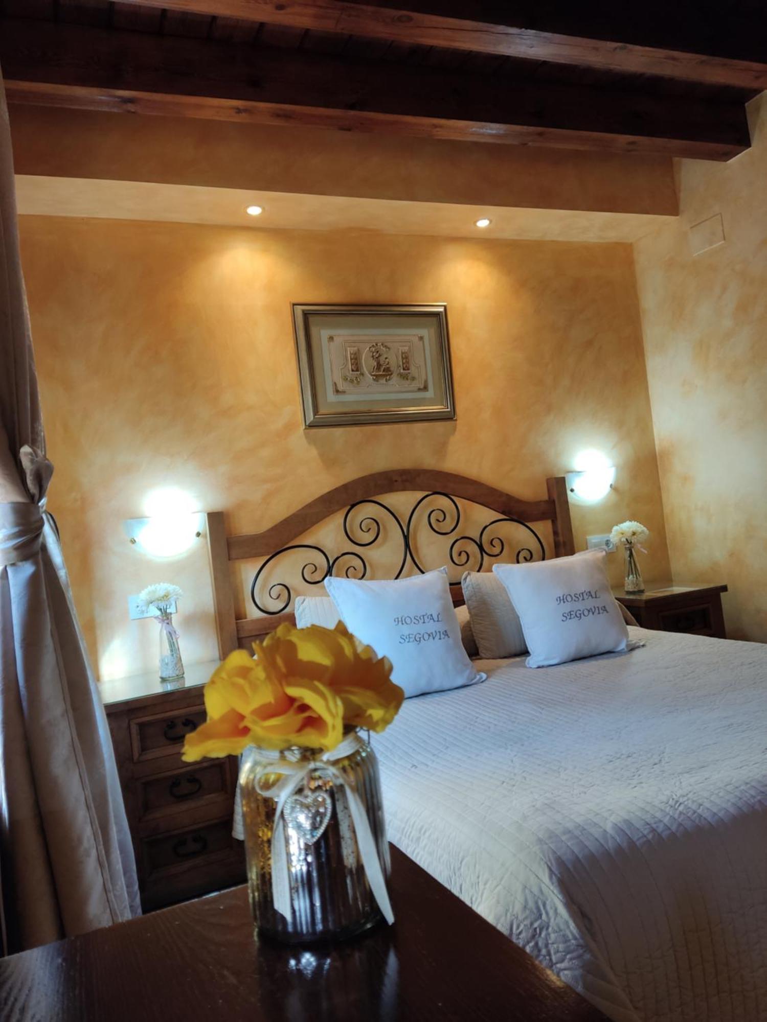 Hostal Segovia Adults Only Δωμάτιο φωτογραφία